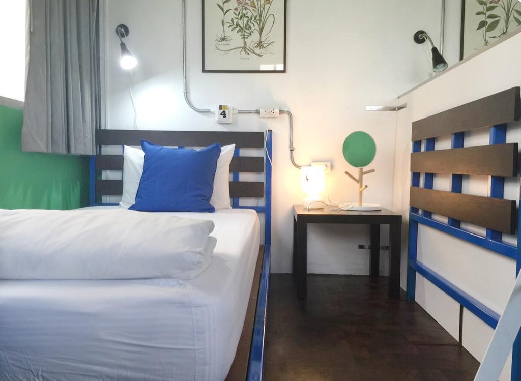 Saphaipae Hostel Bangkok Szoba fotó