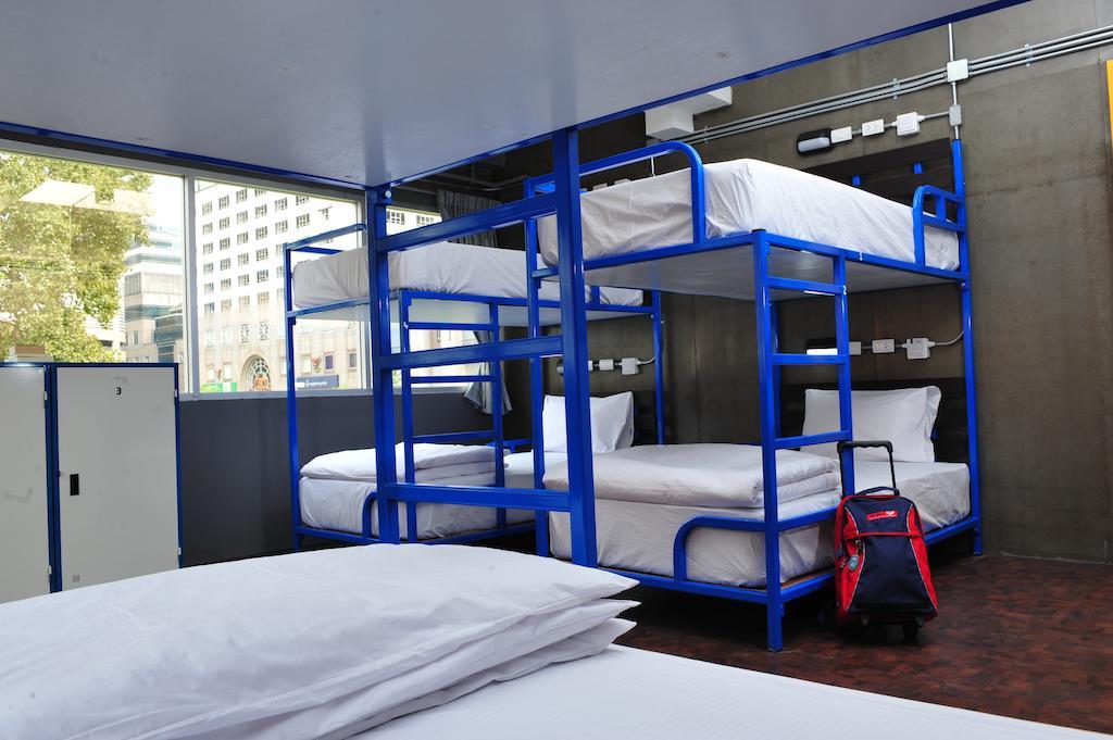 Saphaipae Hostel Bangkok Szoba fotó