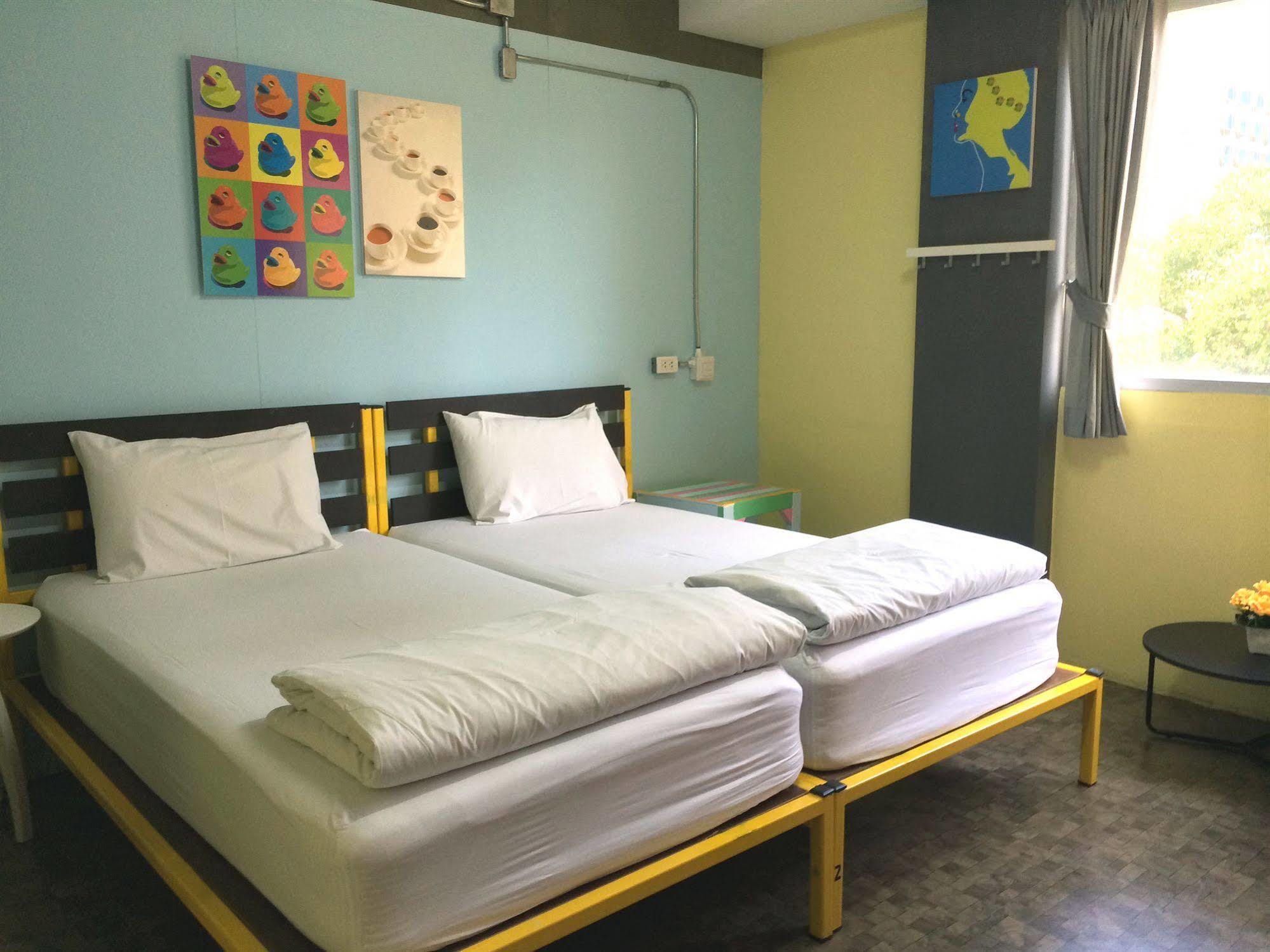 Saphaipae Hostel Bangkok Kültér fotó