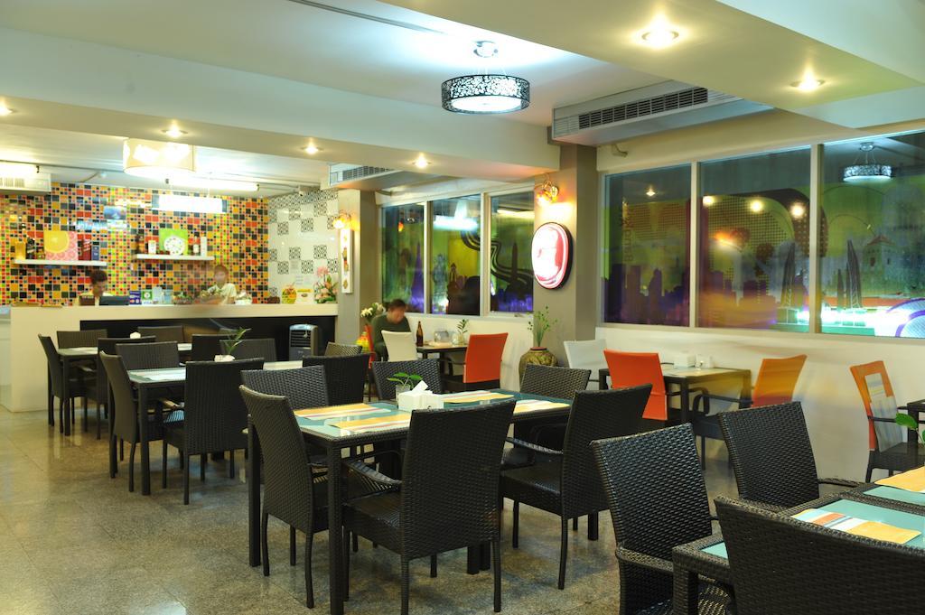 Saphaipae Hostel Bangkok Kültér fotó